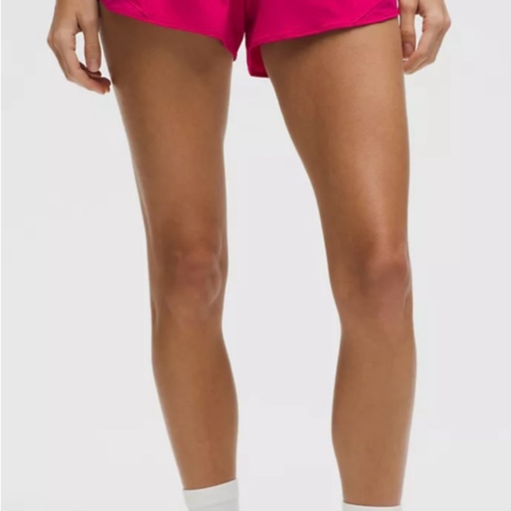 🍋Lululemon athletica Women's Hotty Hot LR Short 2.5 lined - Picture 9 of 13